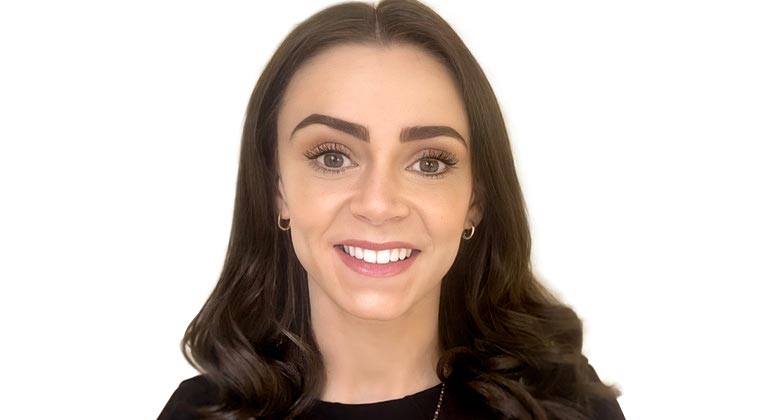 Niamh Mullins headshot