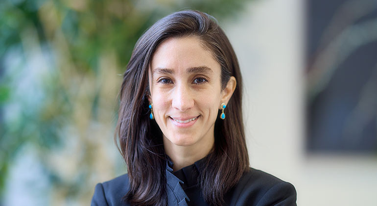 Headshot of Dr. Fanny Elahi