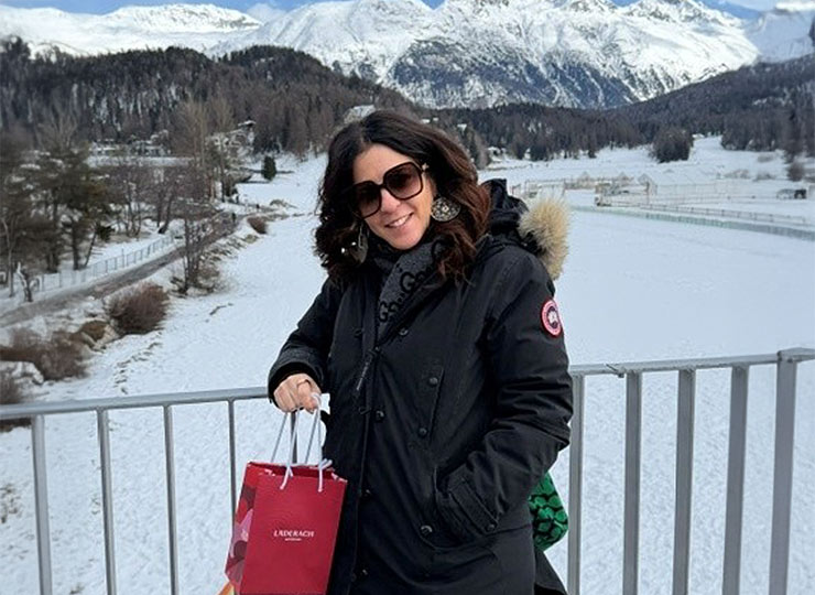Photo of Image of Donna
