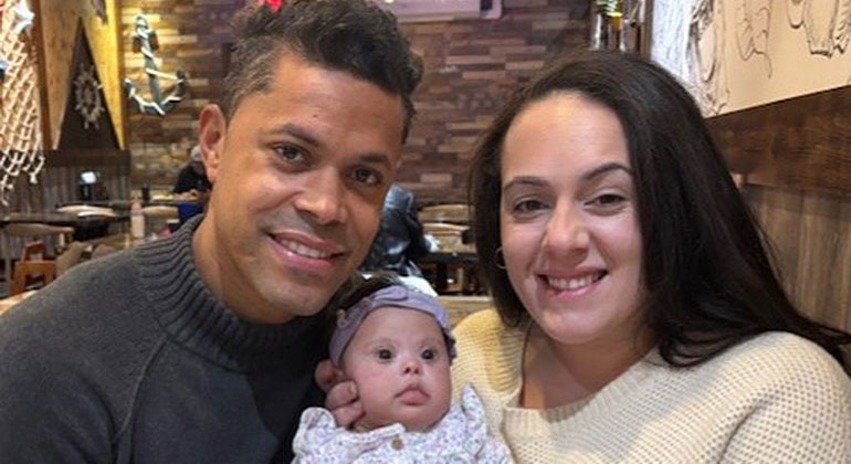 image of Aylee and parents