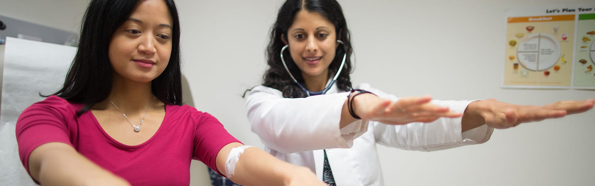 Dr. Reshmi Srinath examines a diabetes patient