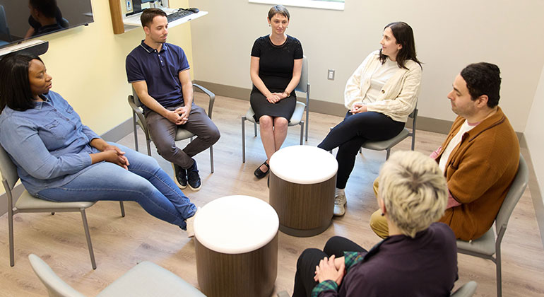 Image of patients talking to doctor