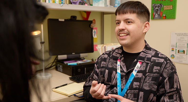 MSHS-AdolescentHealthCenter-Sevices-Counseling&MentalHealth-2col-770x420.jpg