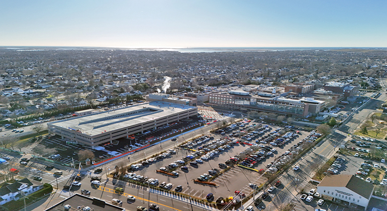 South Nassau parking