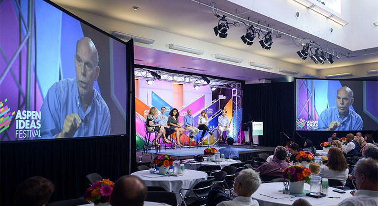 Kenneth L. Davis, MD, in the panel discussion “Drug Prices and Access to Medicine.”