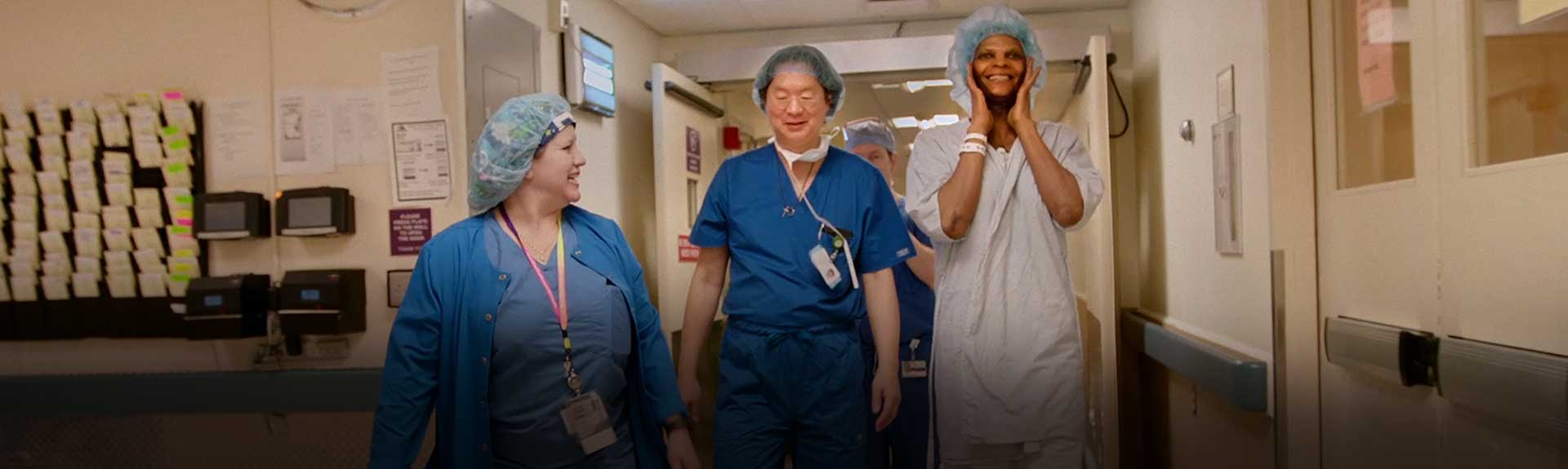 Image of nurses walking down the hall