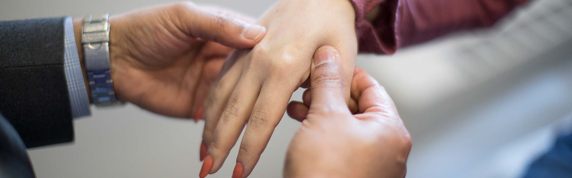doctor examines patient
