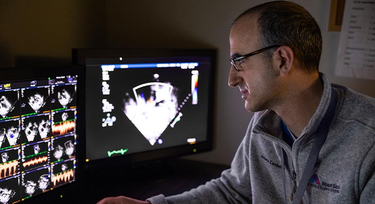 Kravis Children Heart Center doctor reviews heart imaging