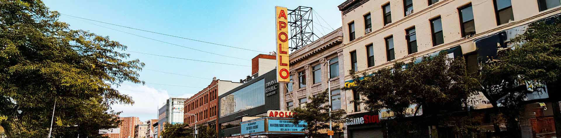 facade of Apollo Theater
