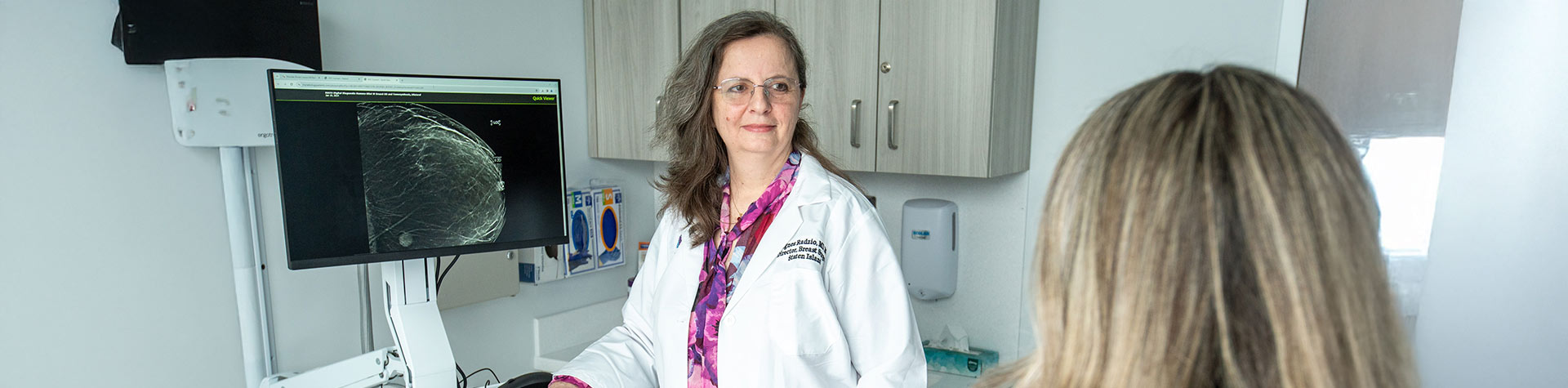 doctor talking to patient 