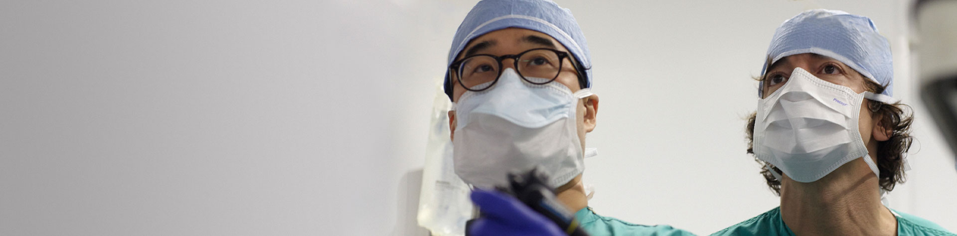 image of Dr. Lee and Dr. Flores