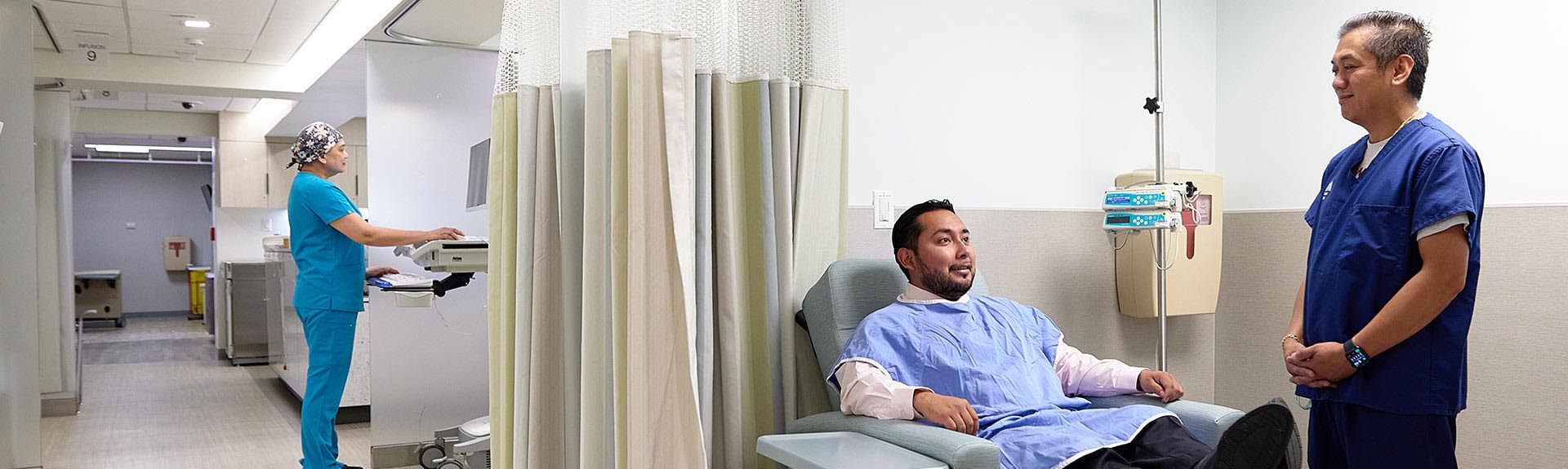 Image of doctor with patient