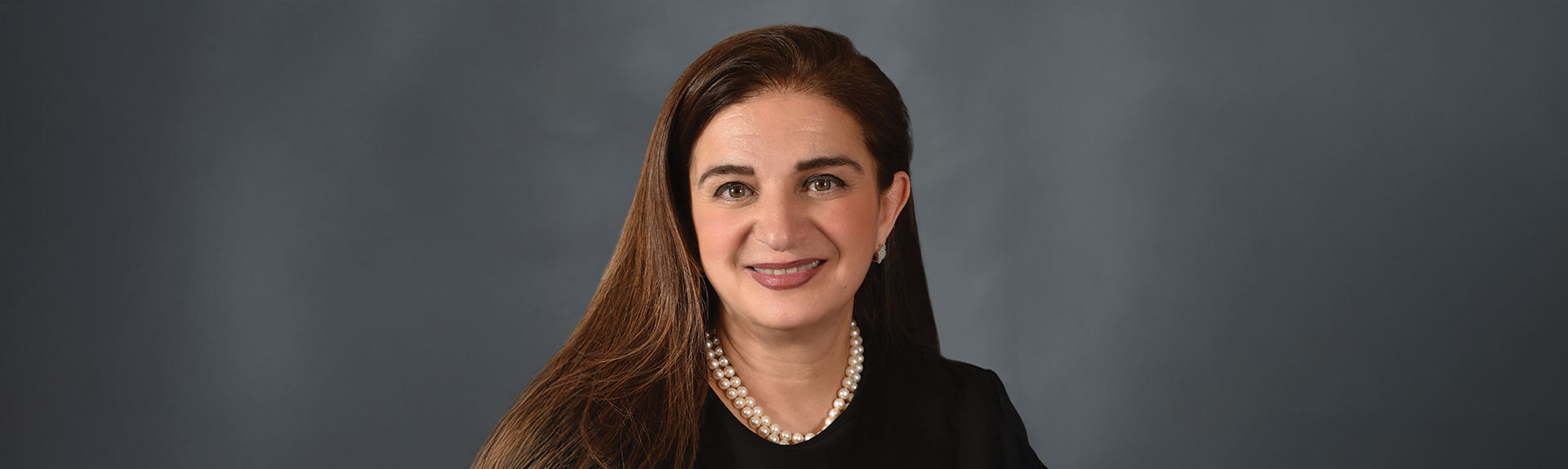 Roxana Mehran headshot