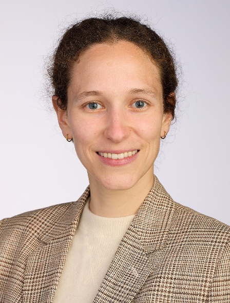 Julie Bloom