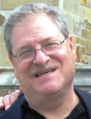 Photo of Andrew Leifer