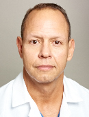 Julio E Marenco